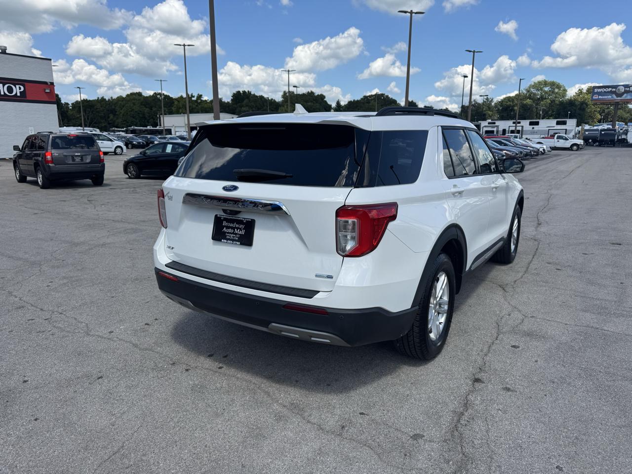 Ford Explorer XLT 4WD 2020