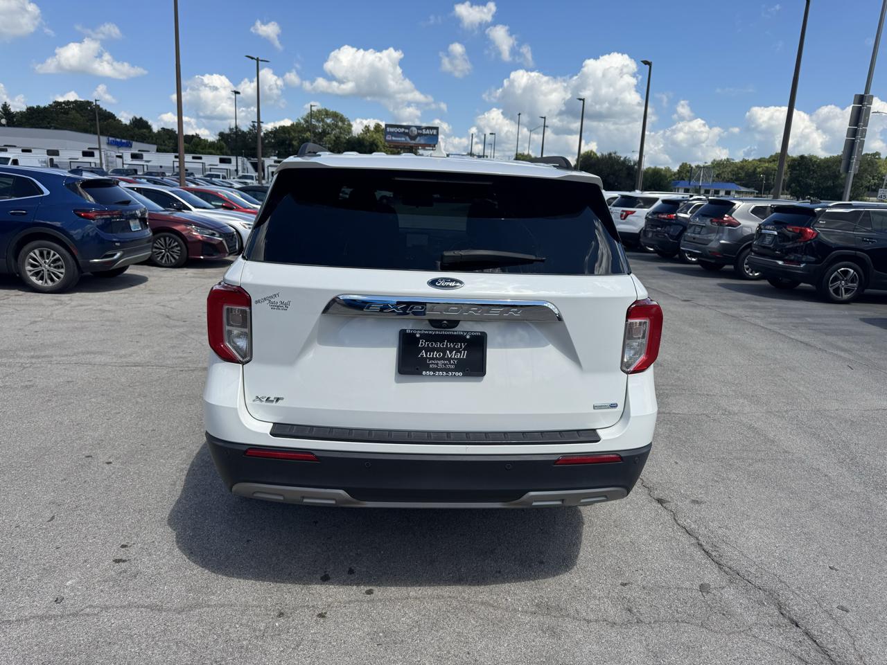 Ford Explorer XLT 4WD 2020