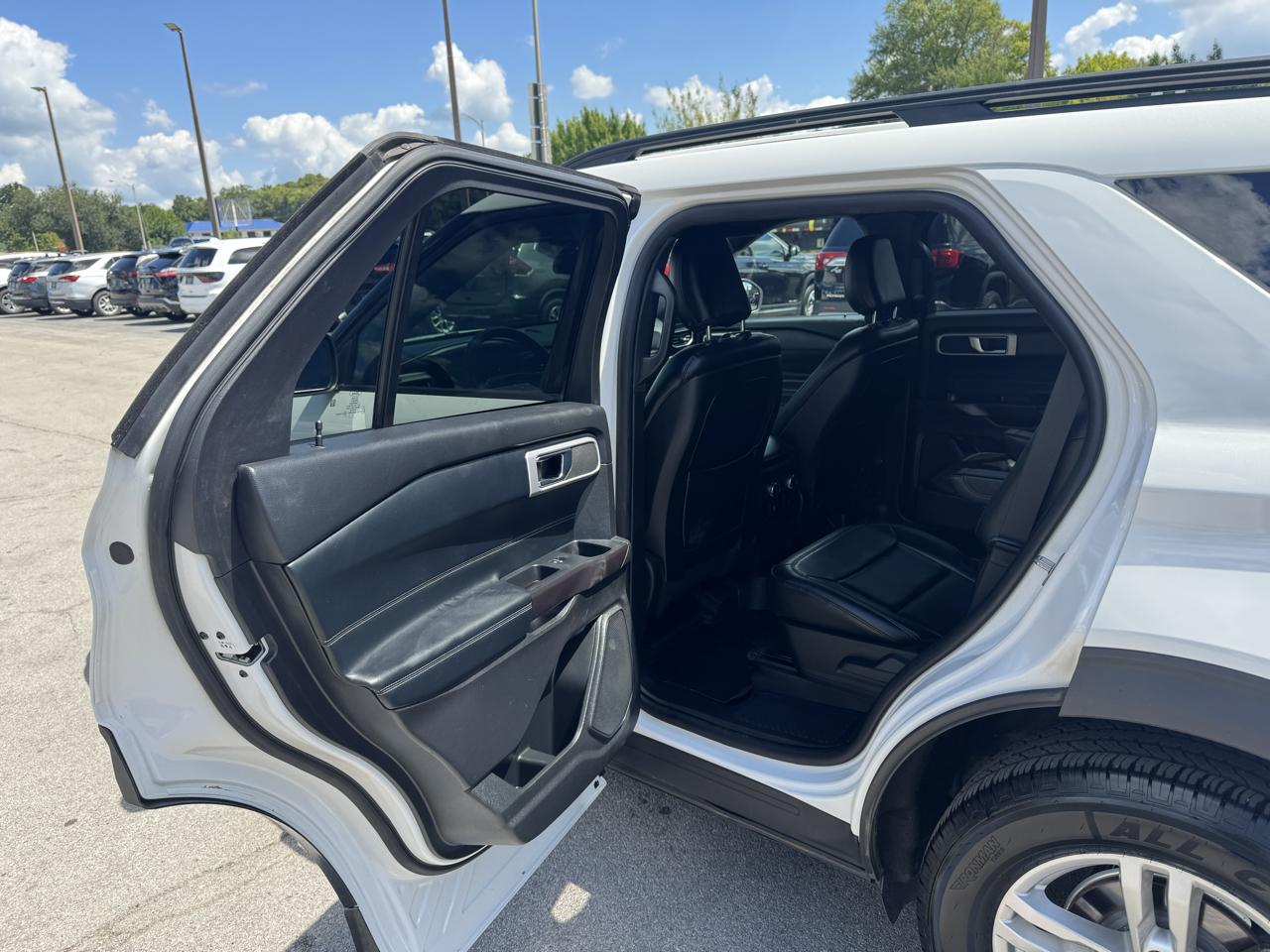 Ford Explorer XLT 4WD 2020