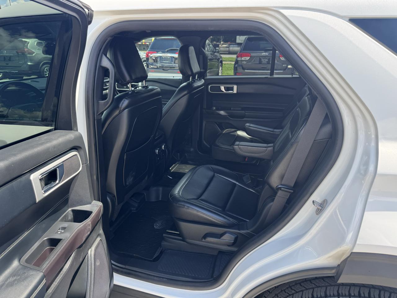 Ford Explorer XLT 4WD 2020