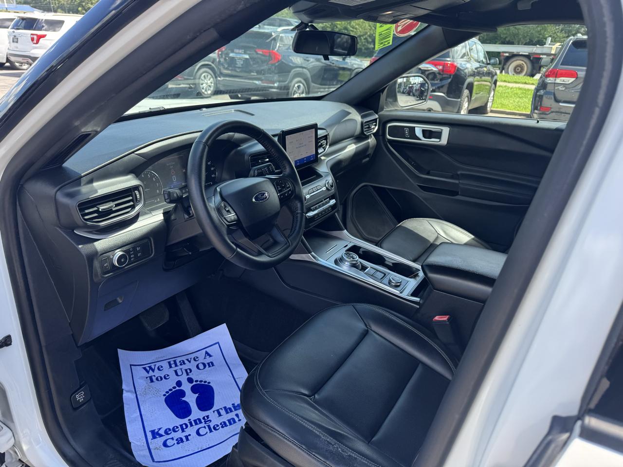 Ford Explorer XLT 4WD 2020
