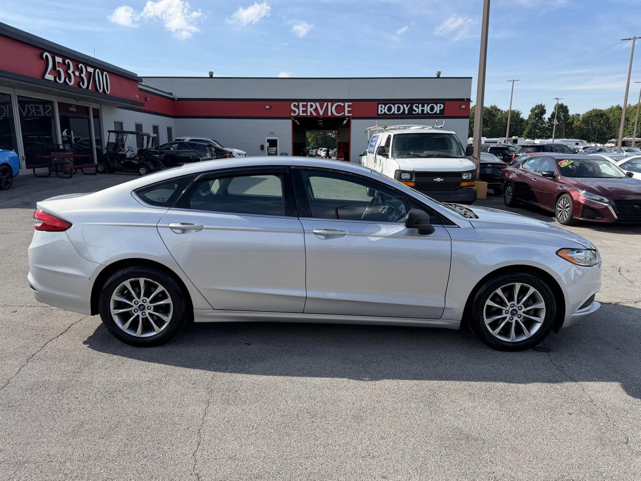 Ford Fusion SE FWD 2017