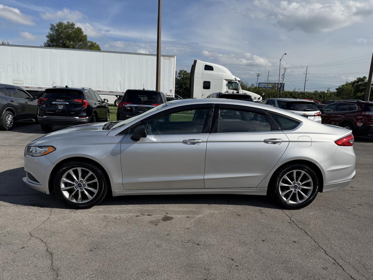 Ford Fusion SE FWD 2017