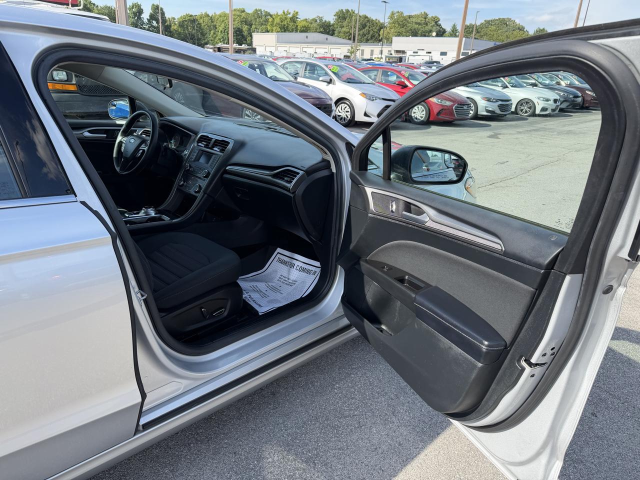 Ford Fusion SE FWD 2017