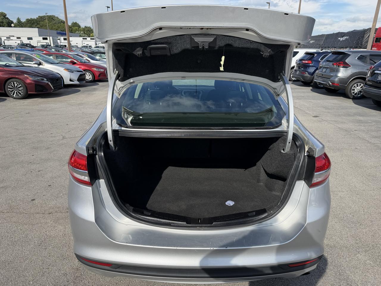 Ford Fusion SE FWD 2017