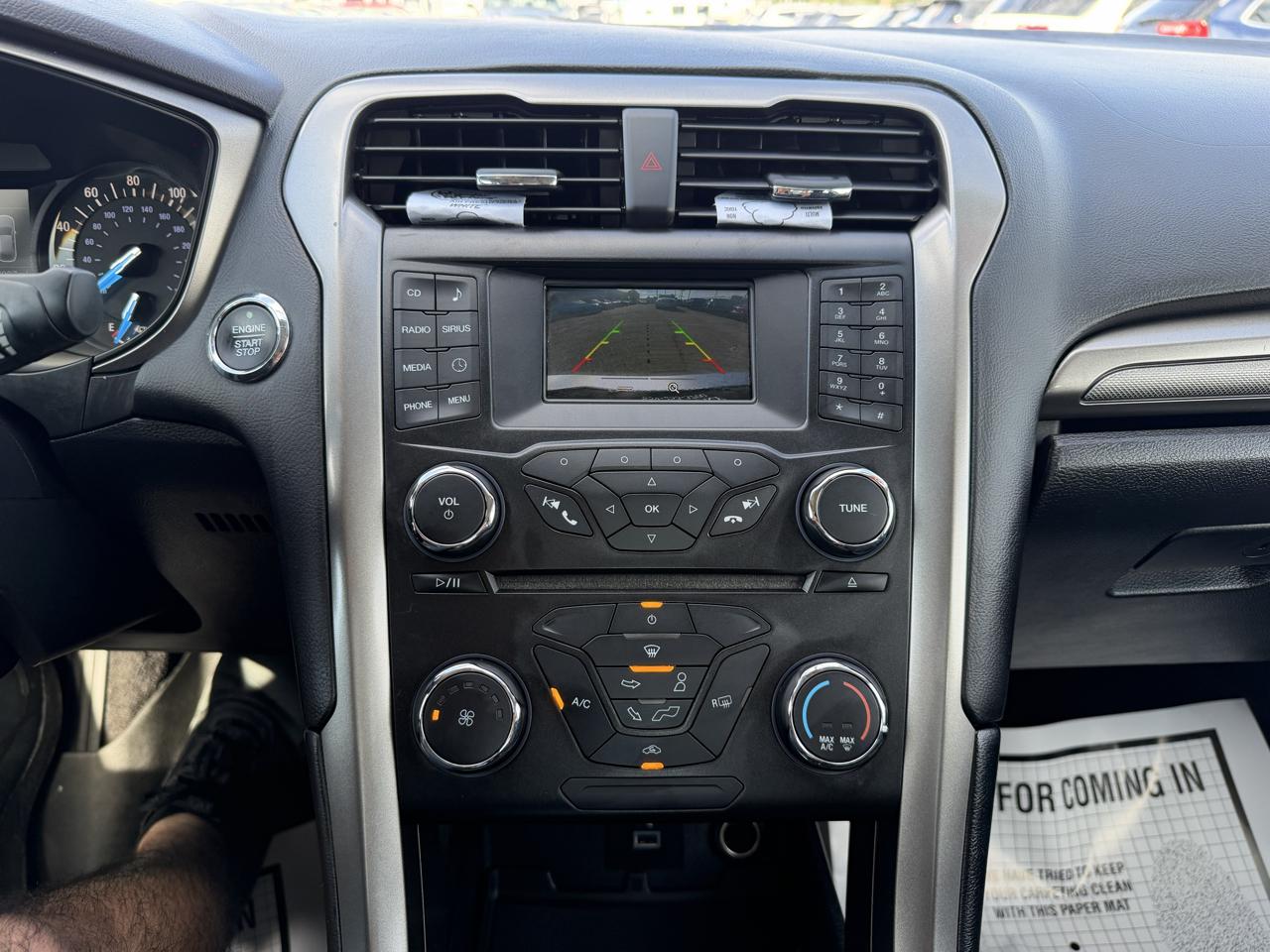Ford Fusion SE FWD 2017