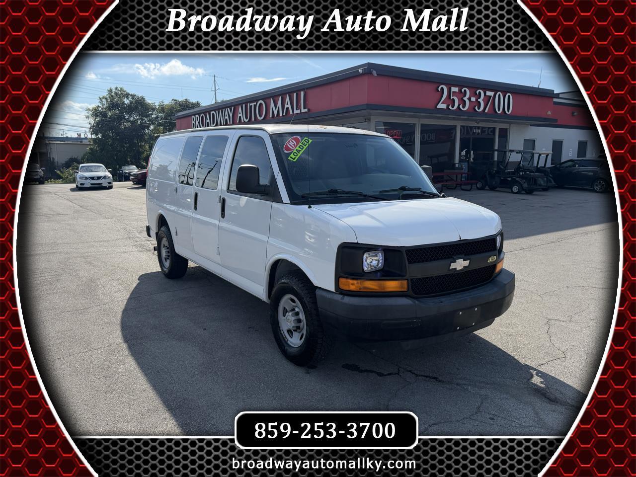 Chevrolet Express Cargo Van RWD 3500 135" 2009