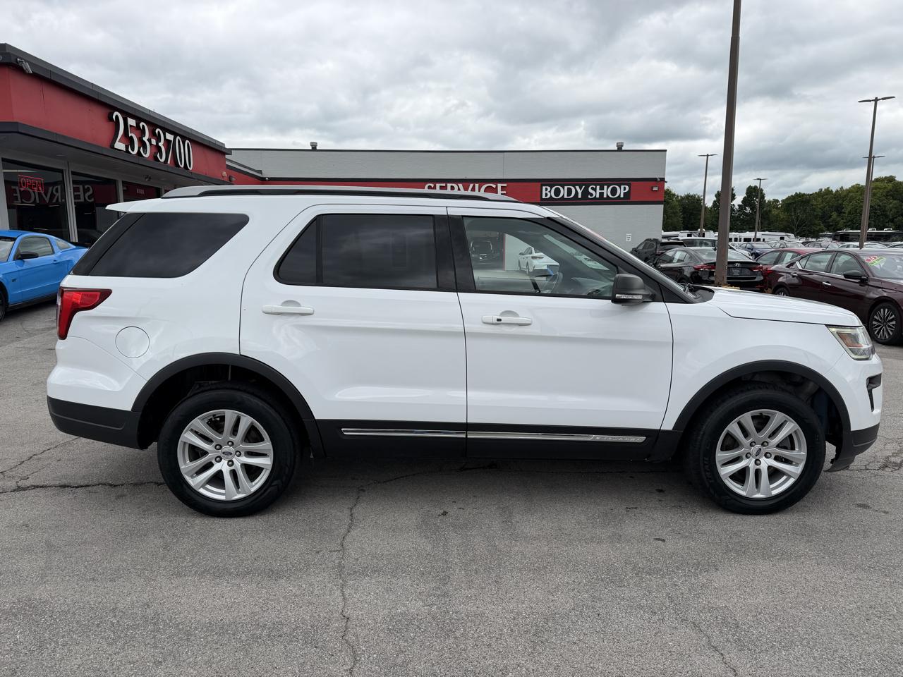 Ford Explorer XLT 2019