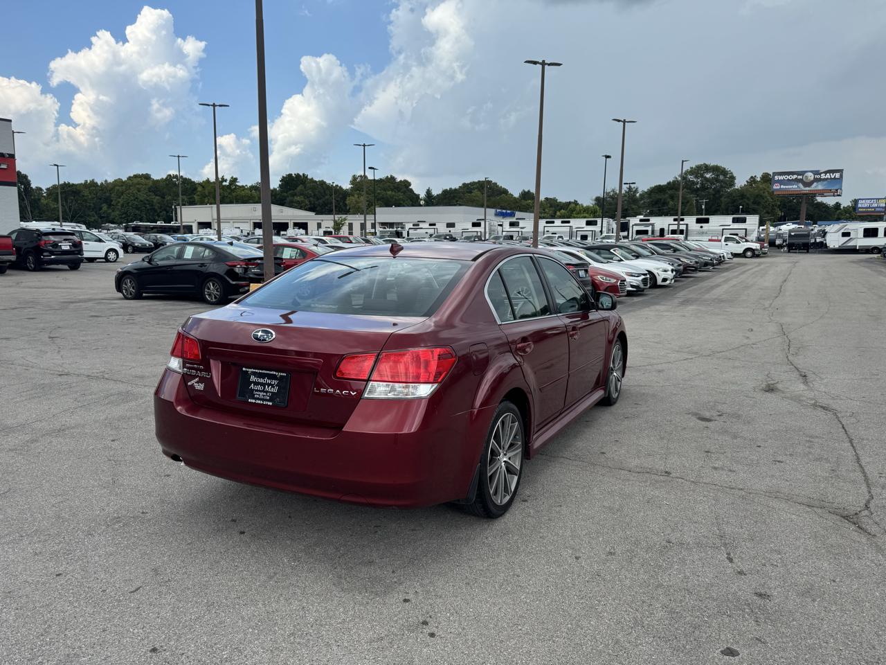 Subaru Legacy 4dr Sdn H4 Auto 2.5i Sport 2014