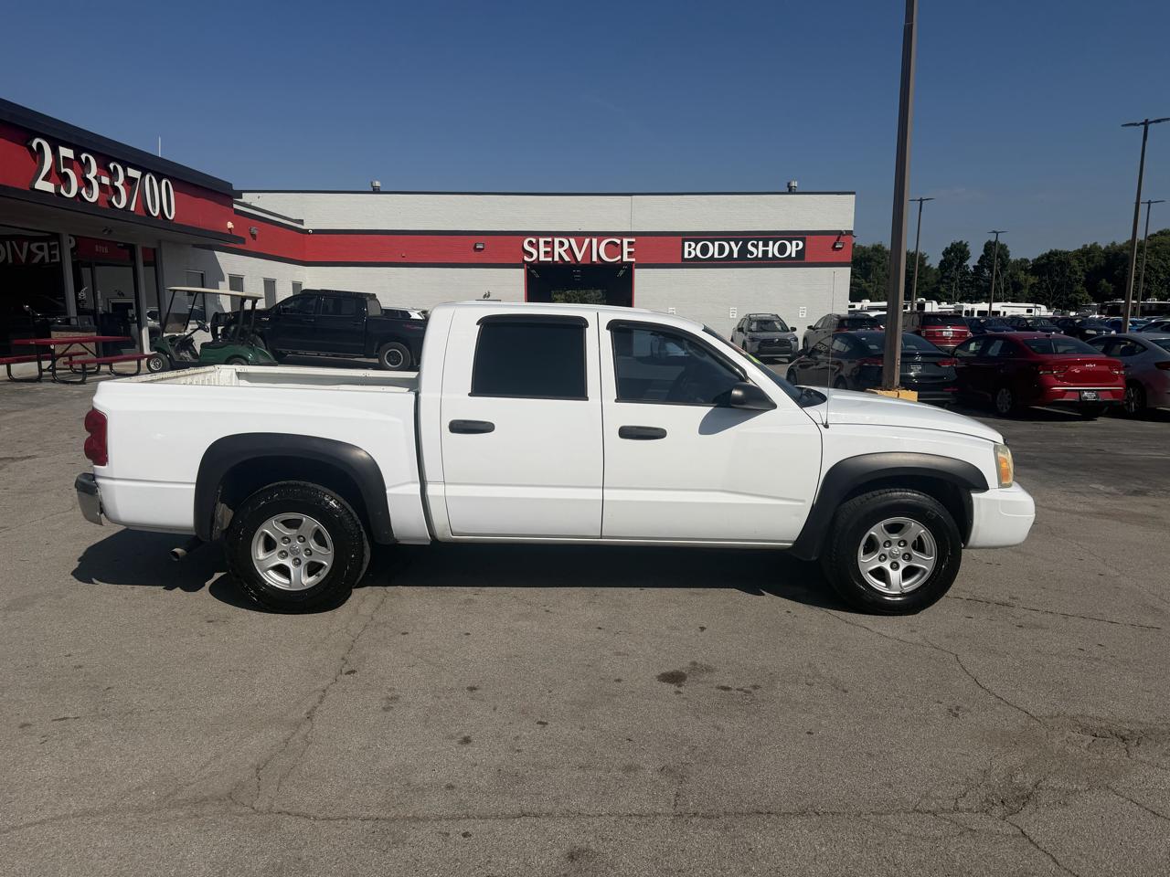 Dodge Dakota 4dr Quad Cab 131 4WD SLT 2006