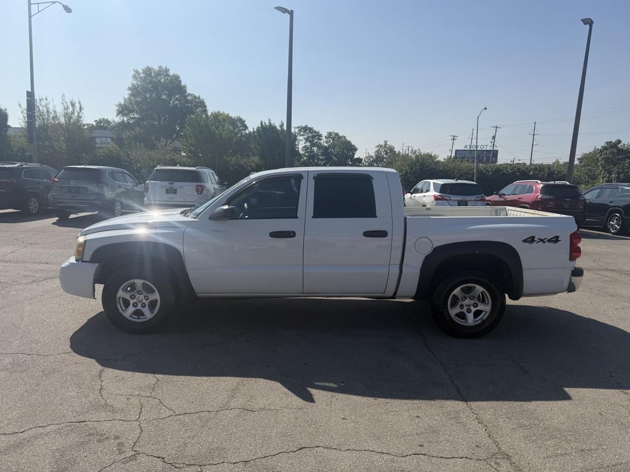Dodge Dakota 4dr Quad Cab 131 4WD SLT 2006