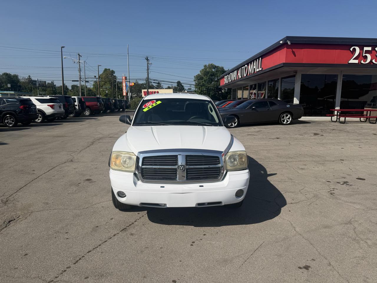 Dodge Dakota 4dr Quad Cab 131 4WD SLT 2006