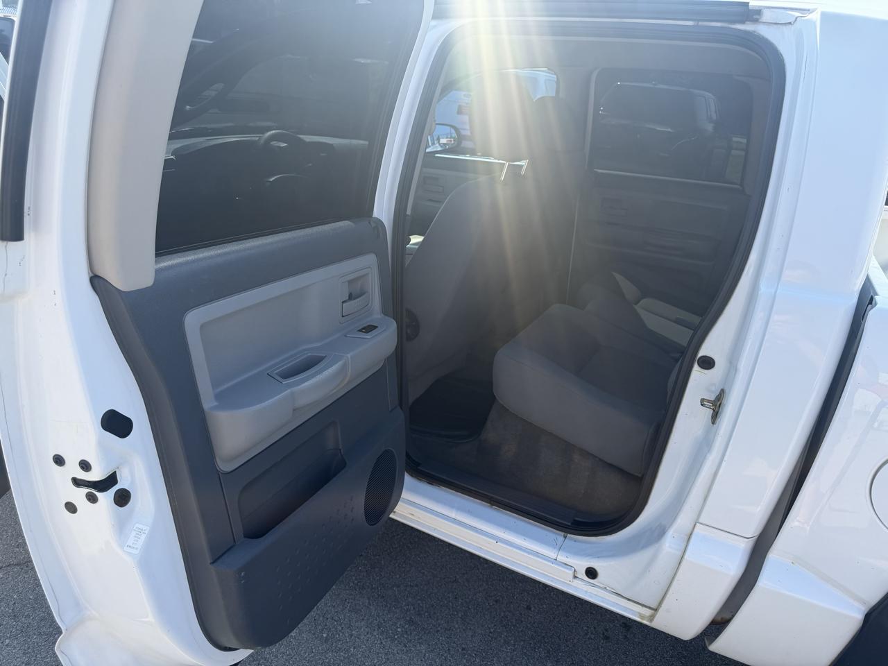 Dodge Dakota 4dr Quad Cab 131 4WD SLT 2006