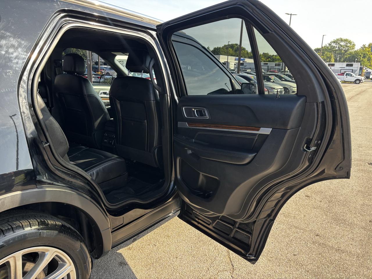 Ford Explorer Limited FWD 2017