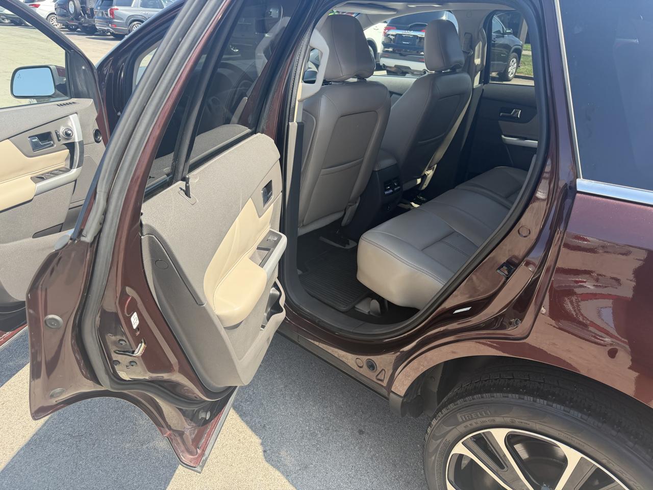 Ford Edge 4dr Limited AWD 2012
