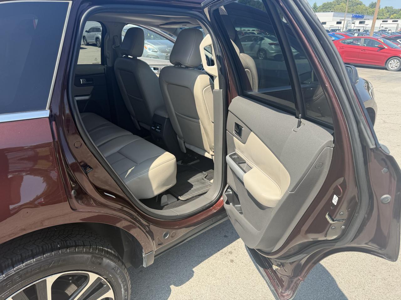 Ford Edge 4dr Limited AWD 2012