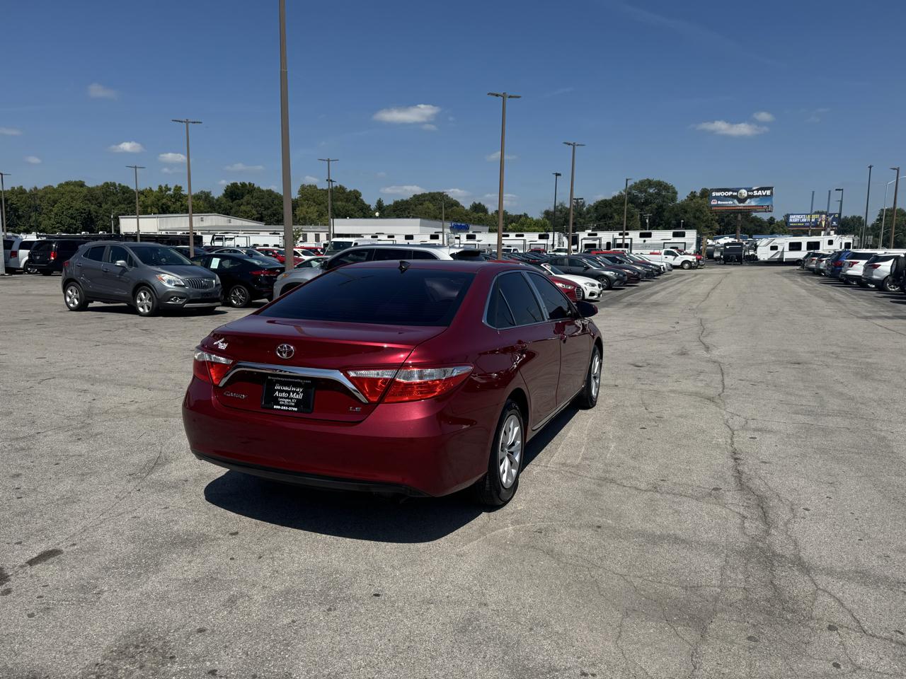 Toyota Camry XLE Auto (Natl) 2017