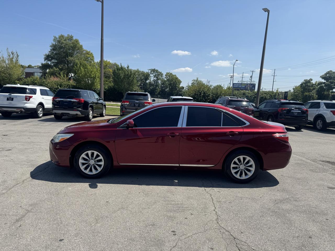 Toyota Camry XLE Auto (Natl) 2017