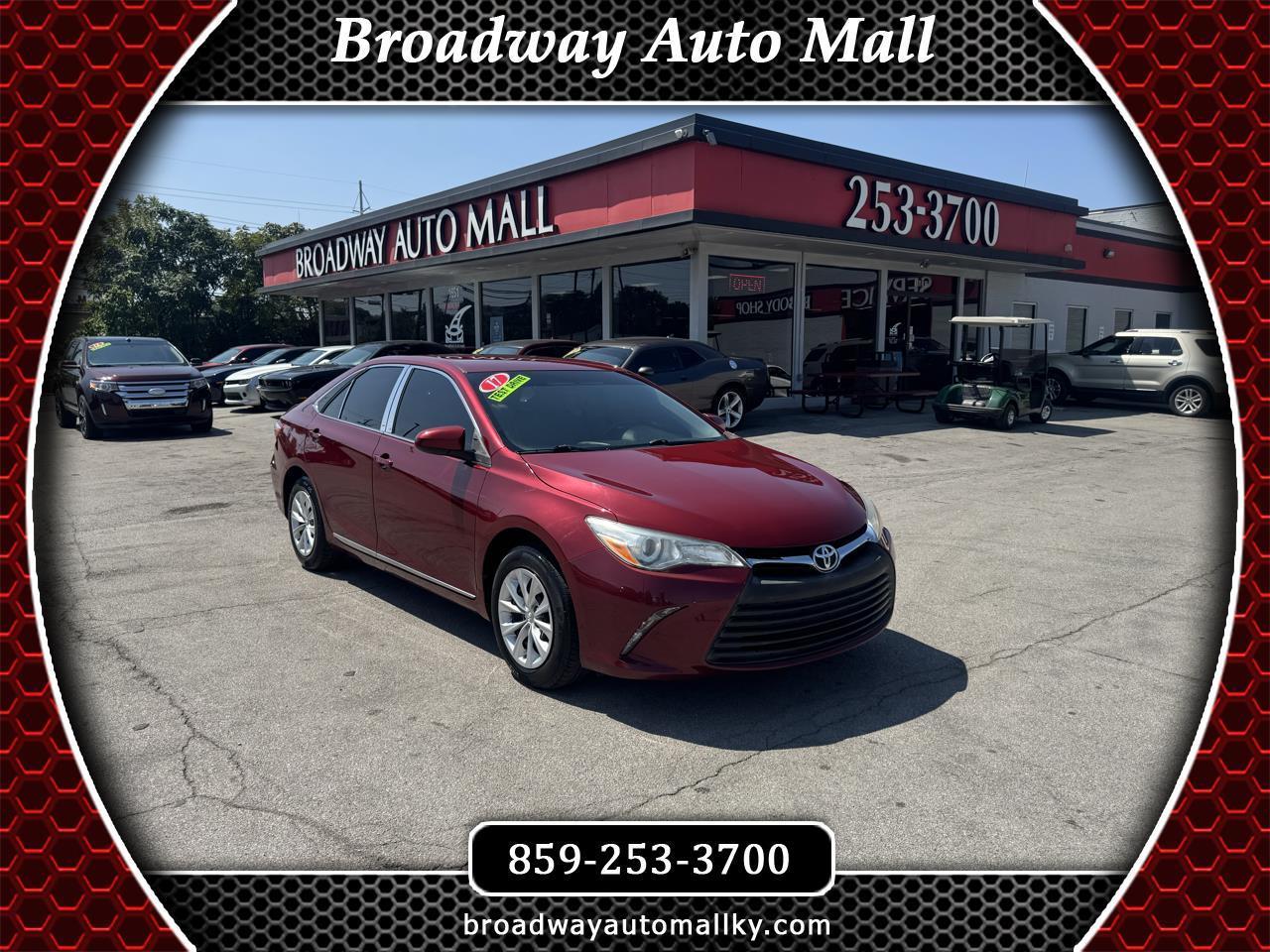 Toyota Camry XLE Auto (Natl) 2017