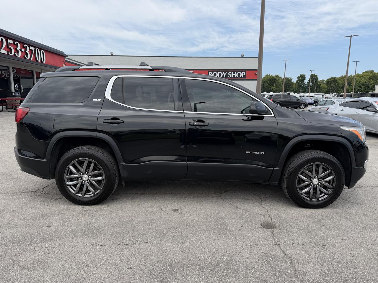 GMC Acadia SLT 2017