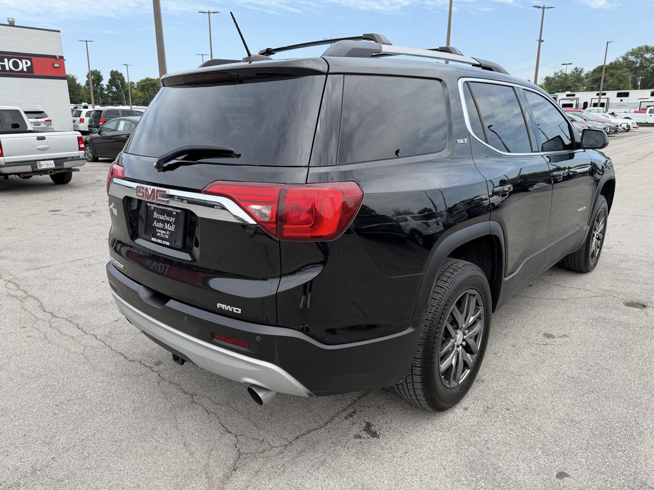 GMC Acadia SLT 2017