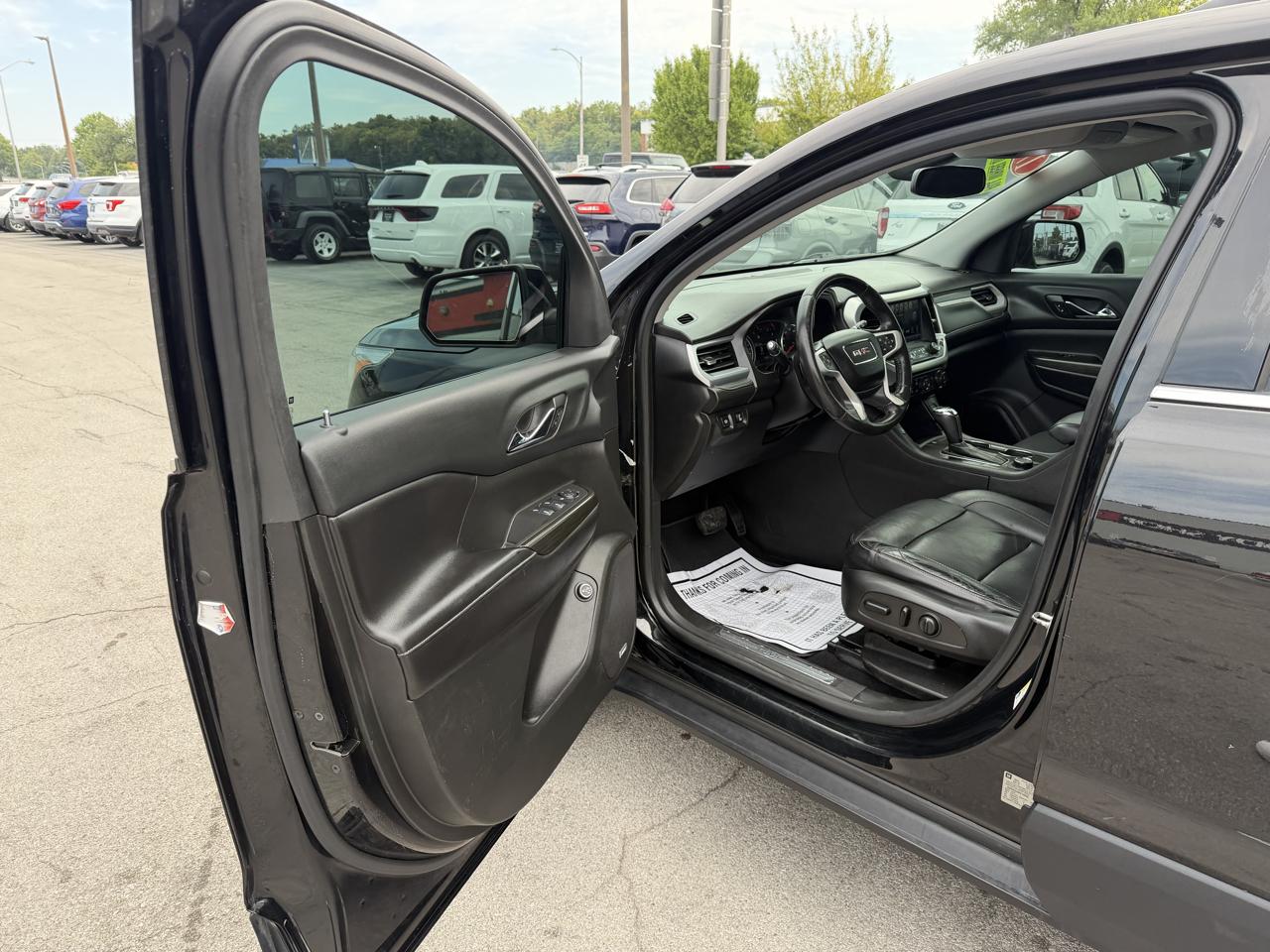 GMC Acadia SLT 2017