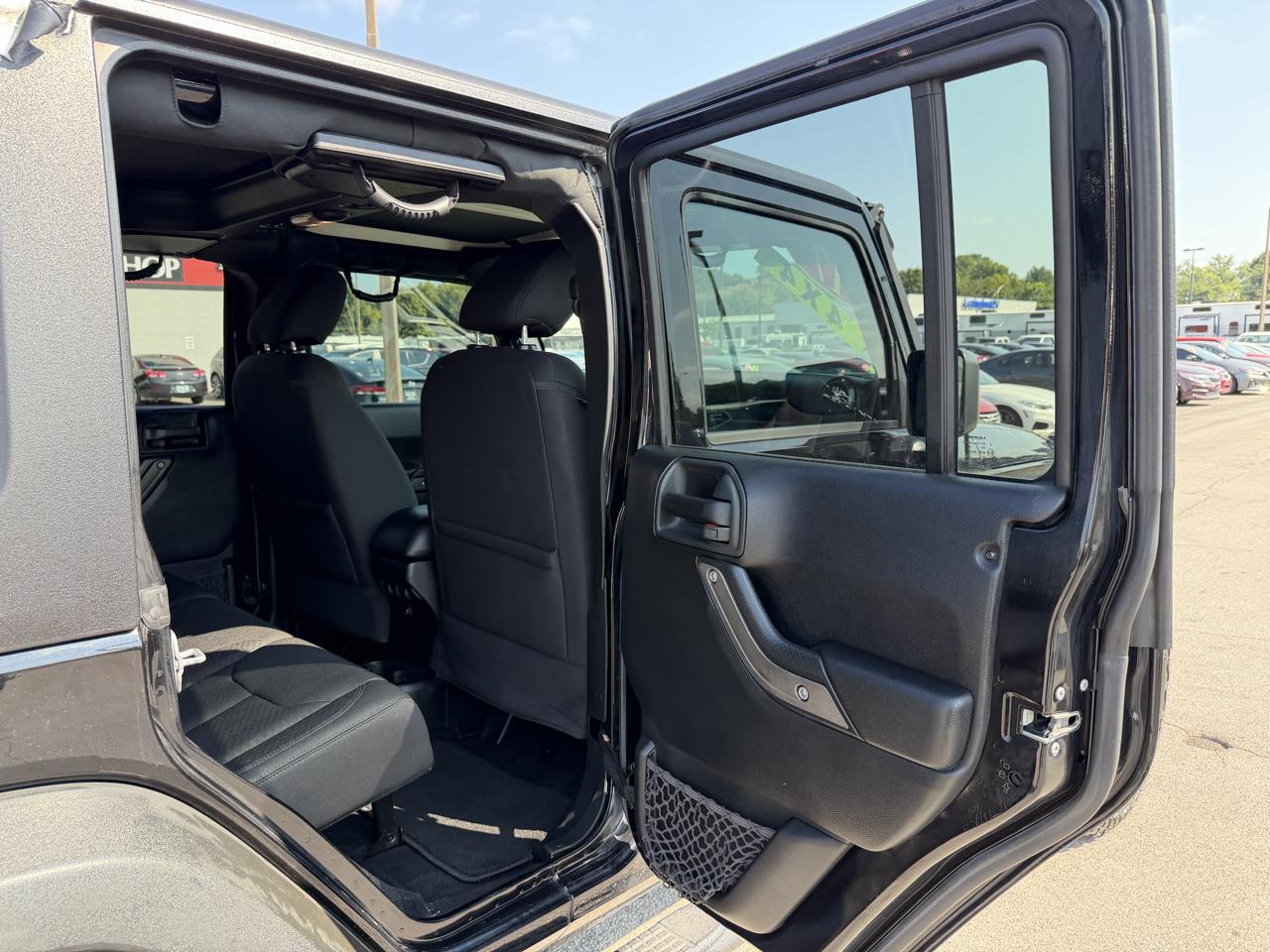 Jeep Wrangler Unlimited Sport 2017