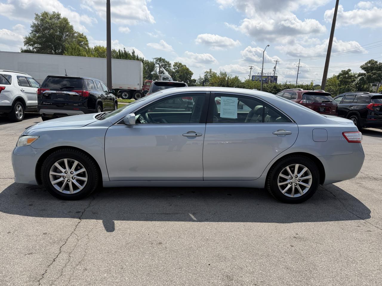 Toyota Camry  2010