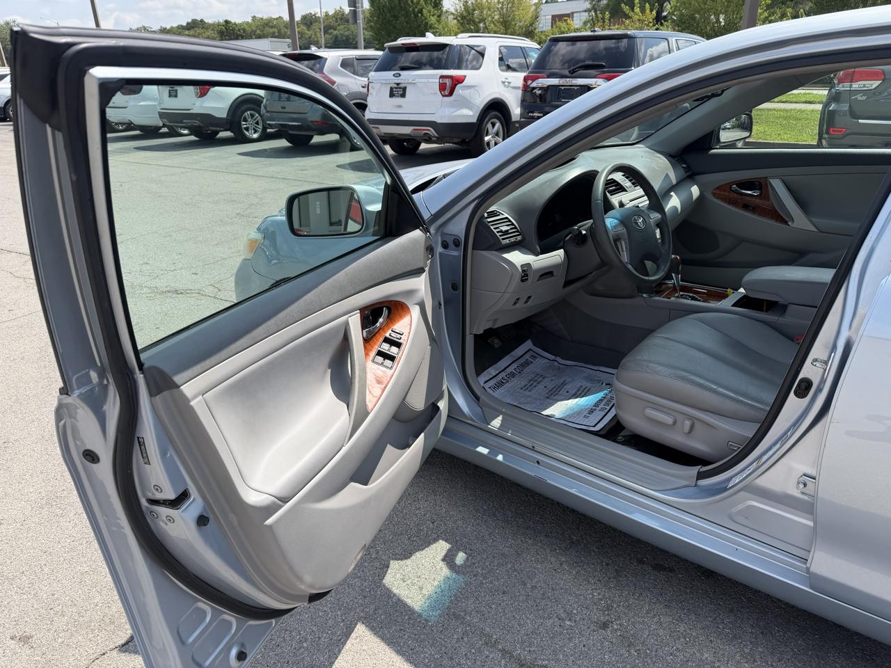 Toyota Camry  2010