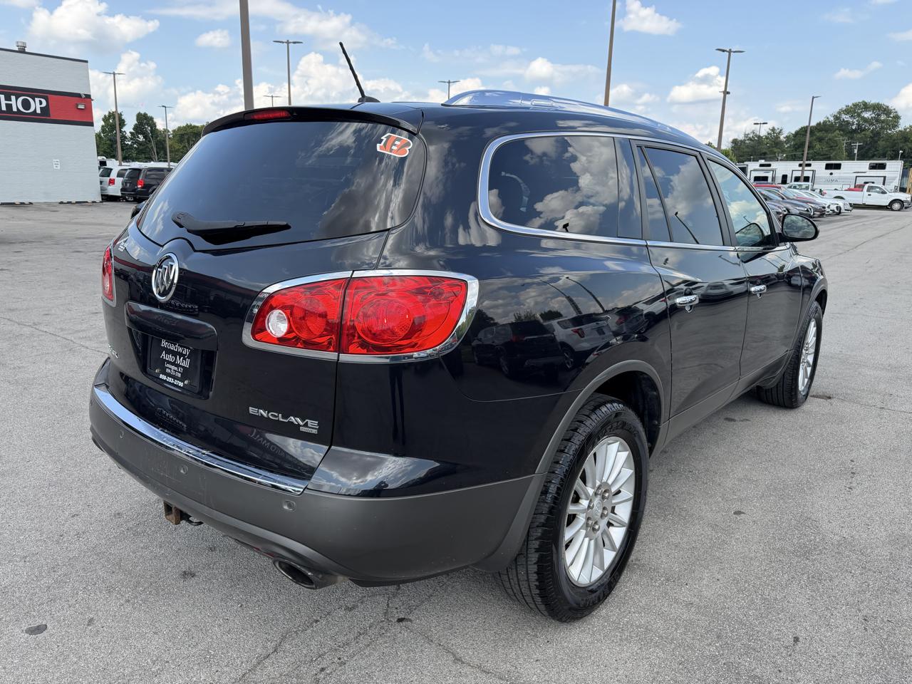 Buick Enclave AWD 4dr Leather 2012