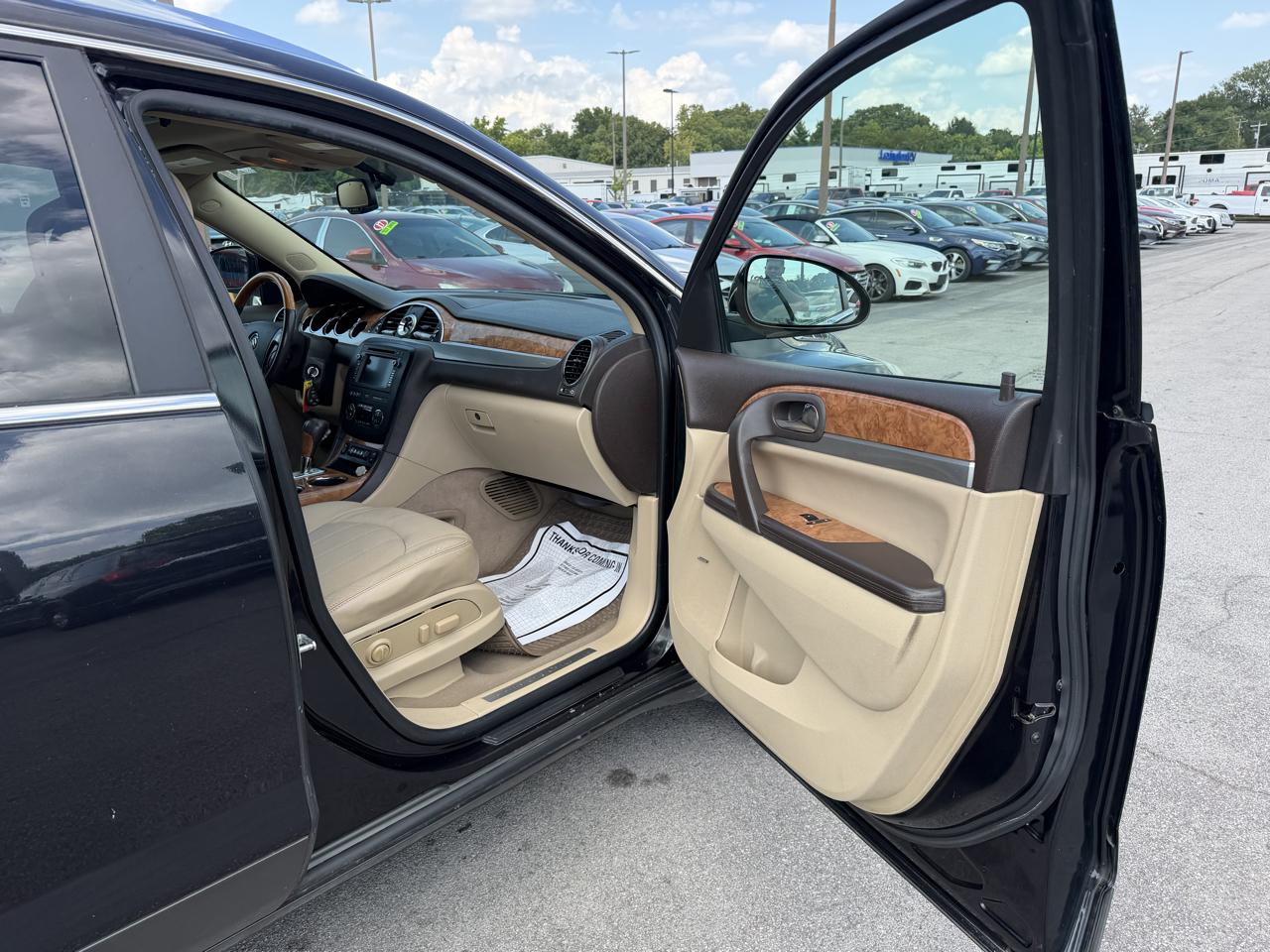 Buick Enclave AWD 4dr Leather 2012