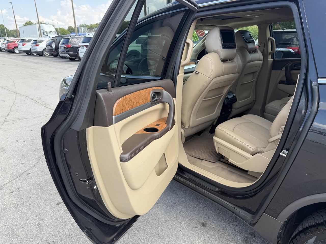 Buick Enclave AWD 4dr Leather 2012