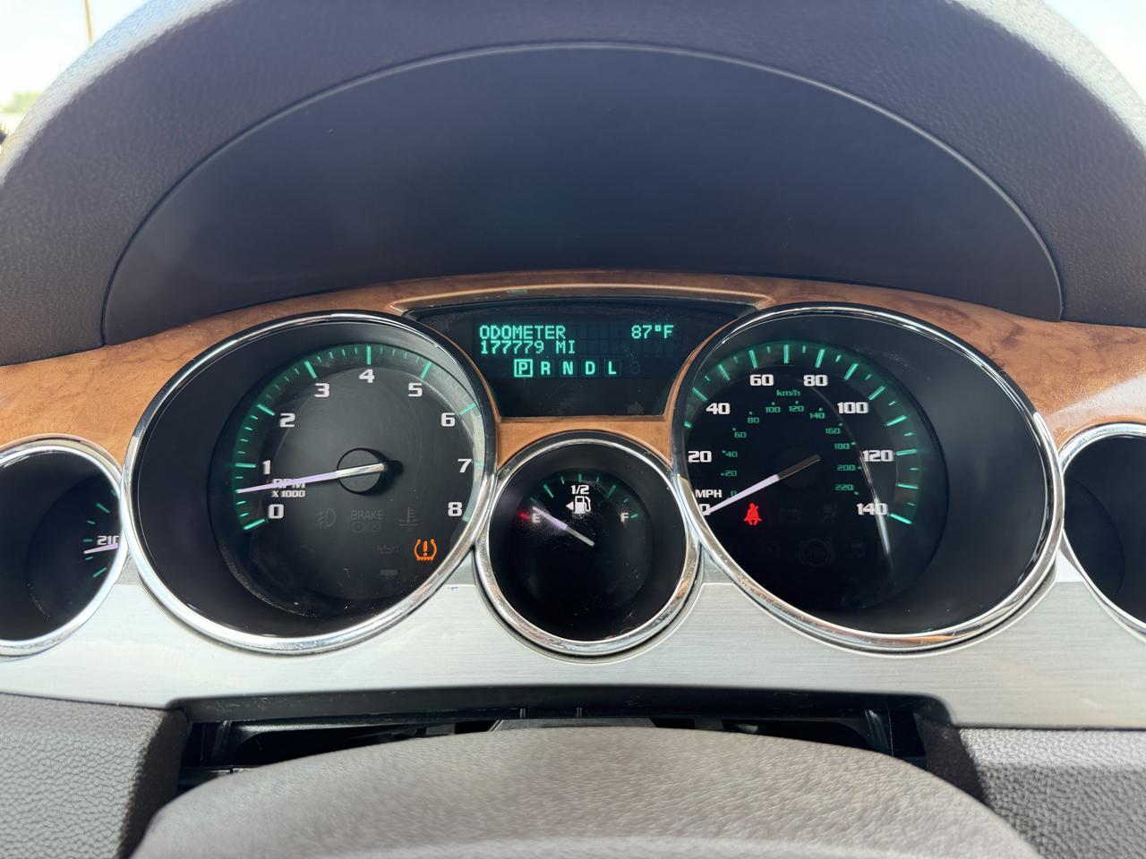 Buick Enclave AWD 4dr Leather 2012