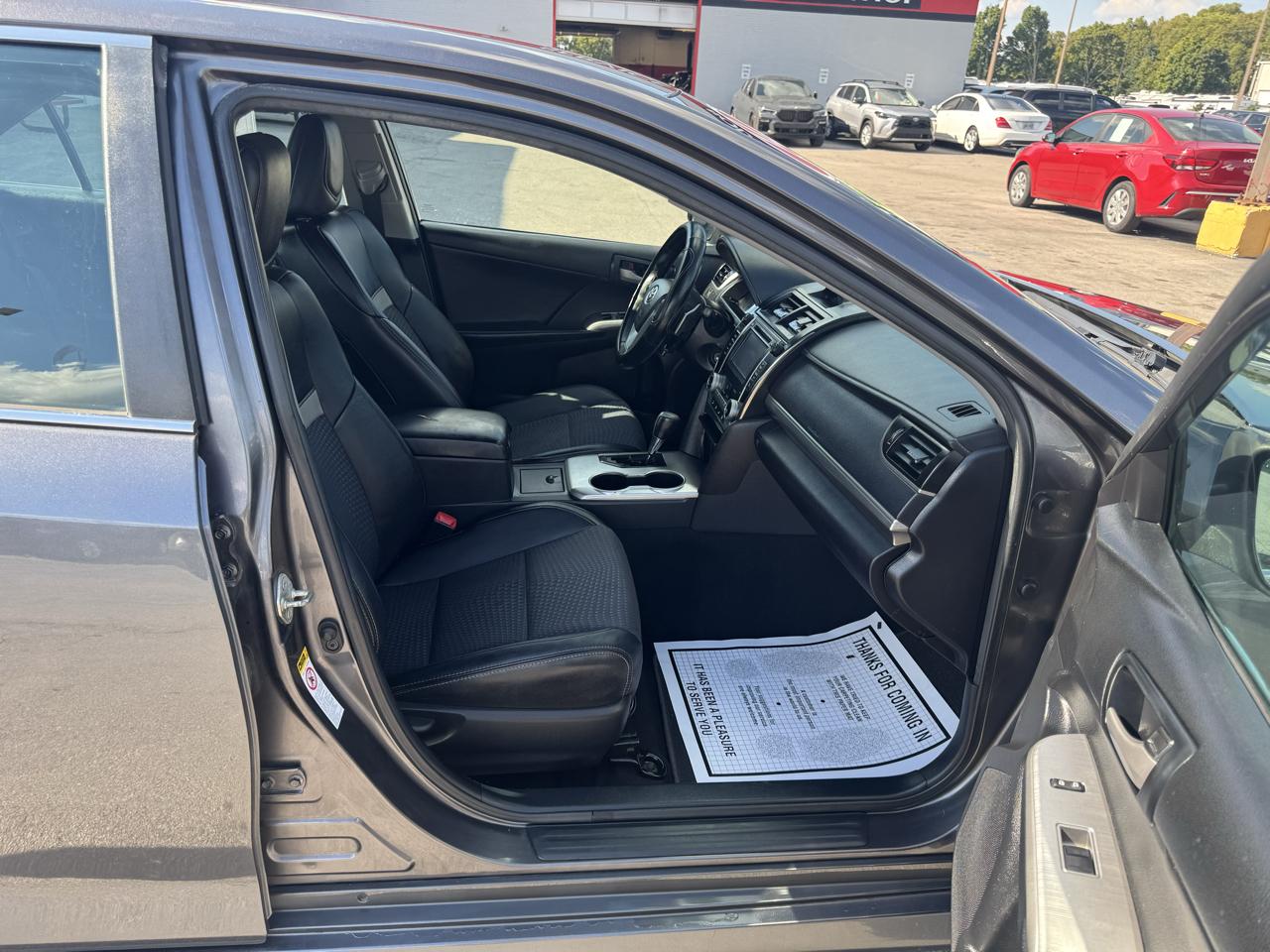 Toyota Camry 2014.5 4dr Sdn I4 Auto SE Sport (Natl) 2014