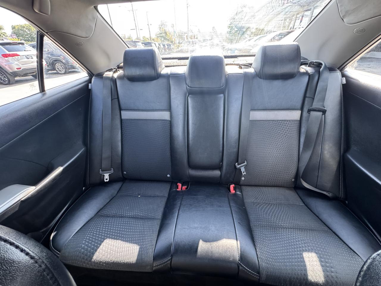 Toyota Camry 2014.5 4dr Sdn I4 Auto SE Sport (Natl) 2014