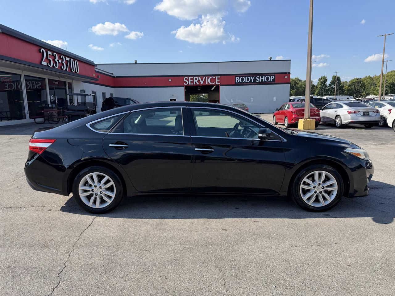 Toyota Avalon XLE 2015
