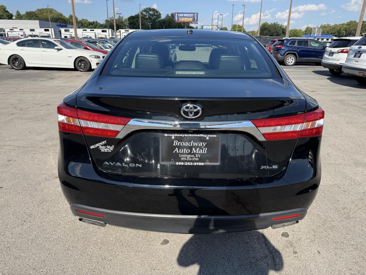 Toyota Avalon XLE 2015