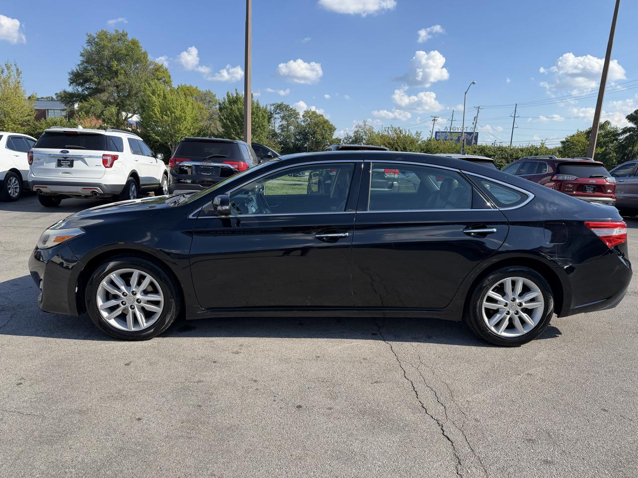 Toyota Avalon XLE 2015