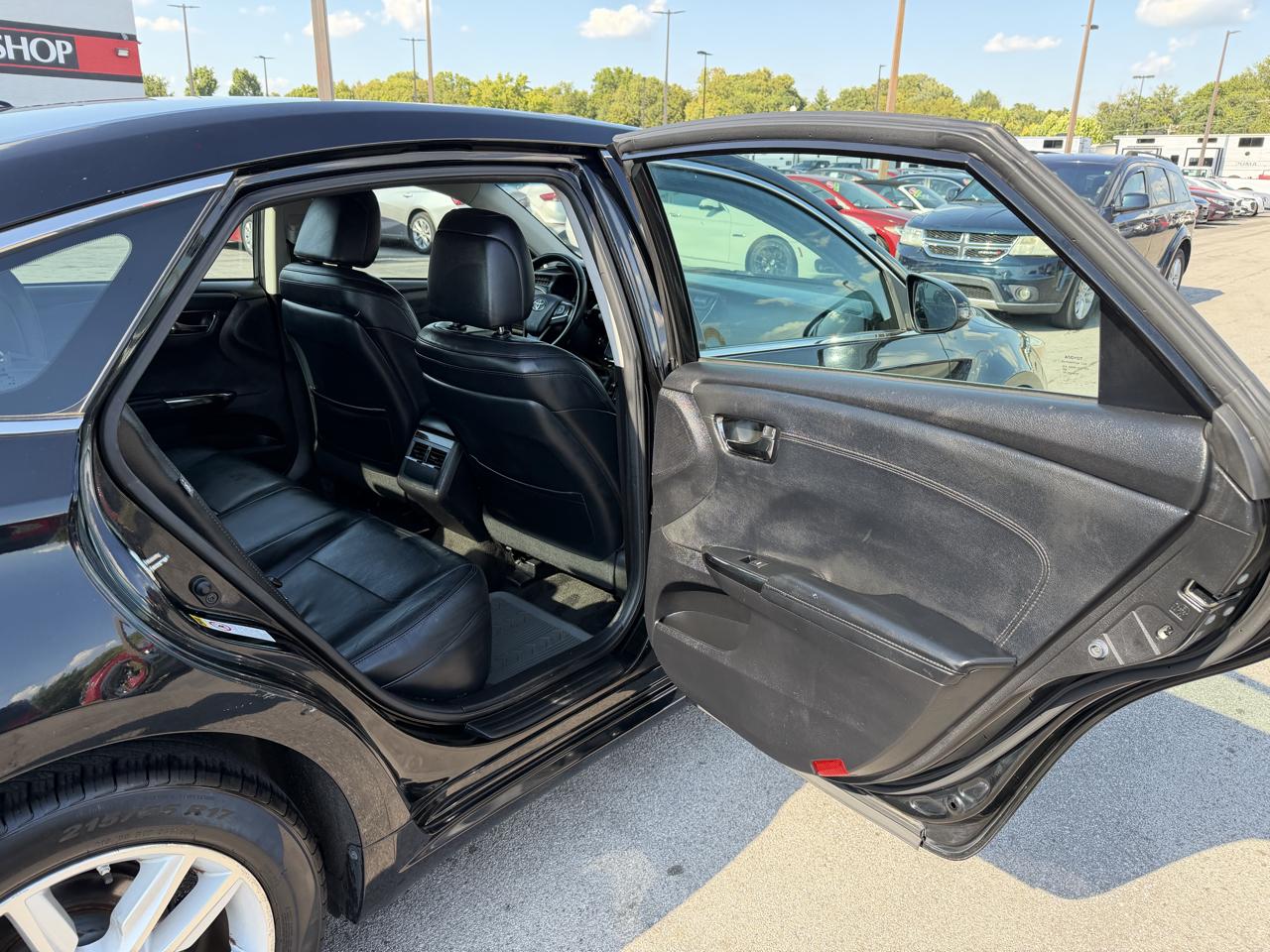 Toyota Avalon XLE 2015