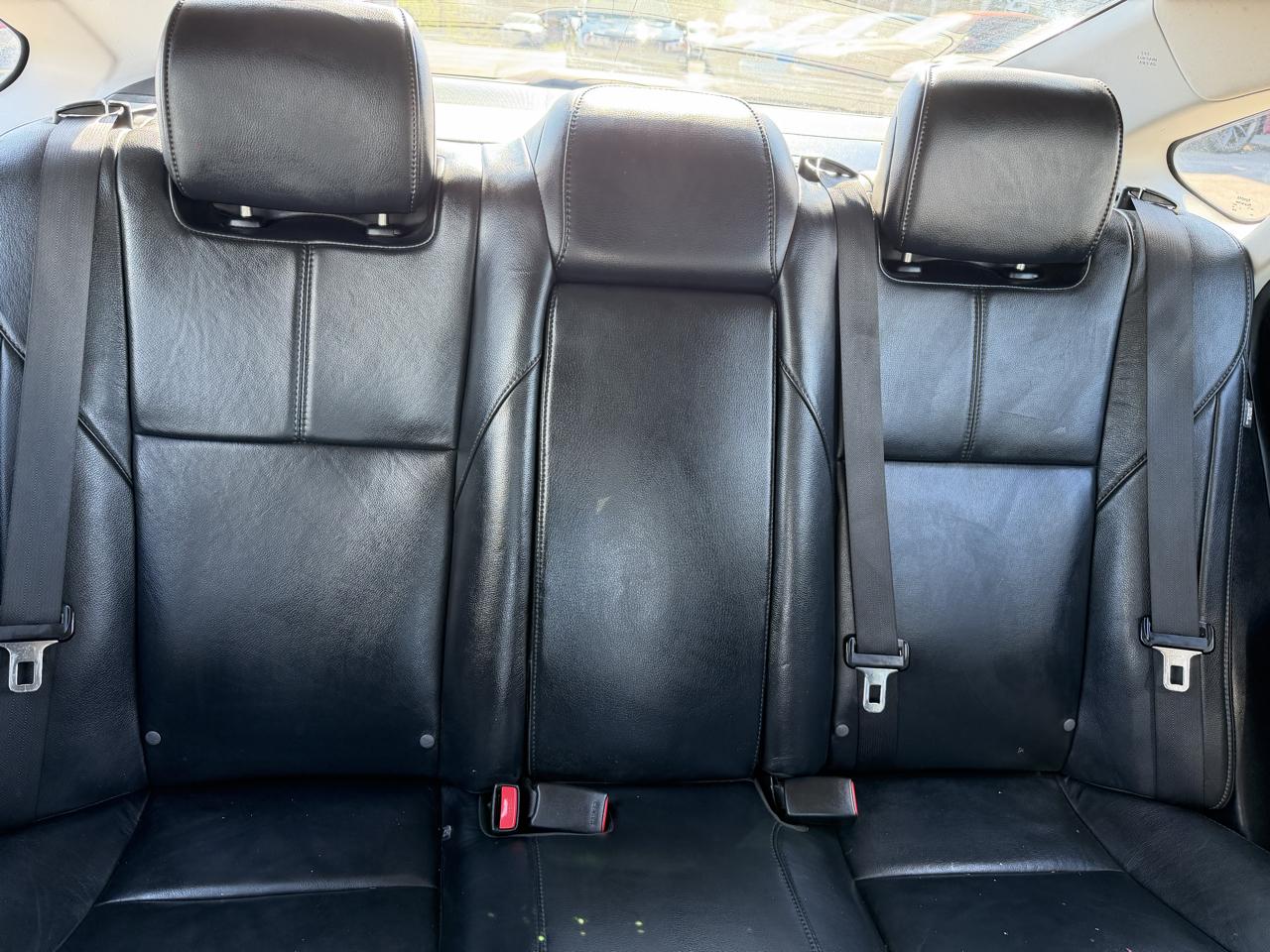Toyota Avalon XLE 2015