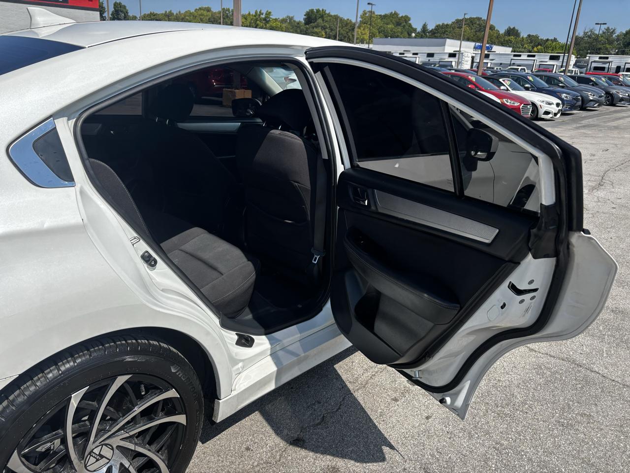 Subaru Legacy 2.5i Premium 2017
