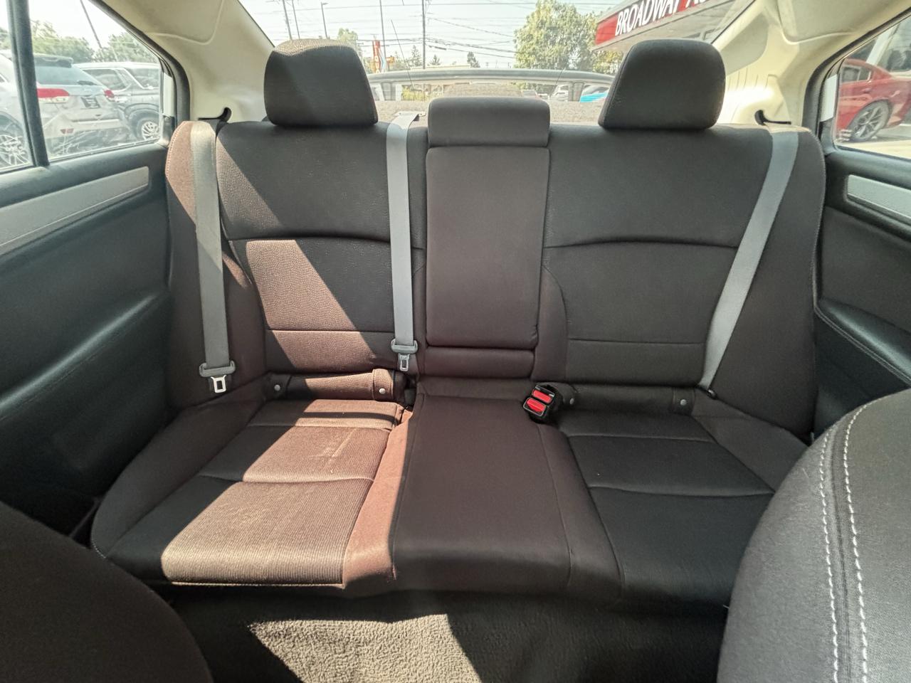 Subaru Legacy 2.5i Premium 2017