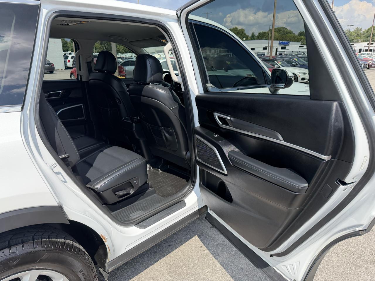 Kia Telluride LX 2020