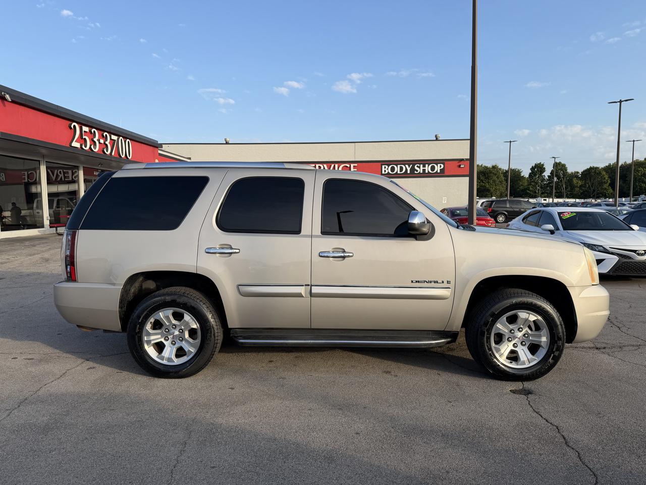GMC Yukon Denali 2007
