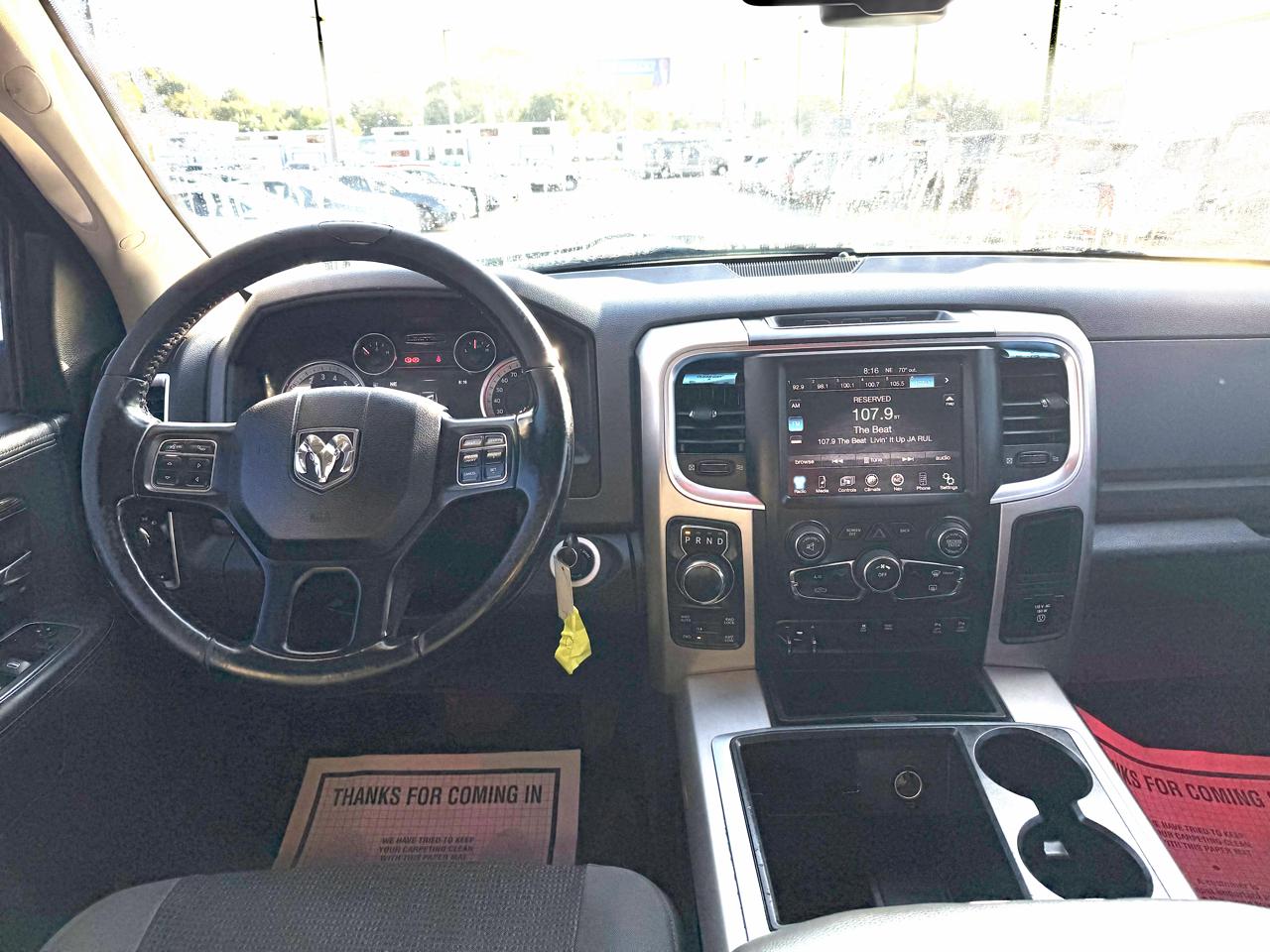 RAM 1500 SLT 2015