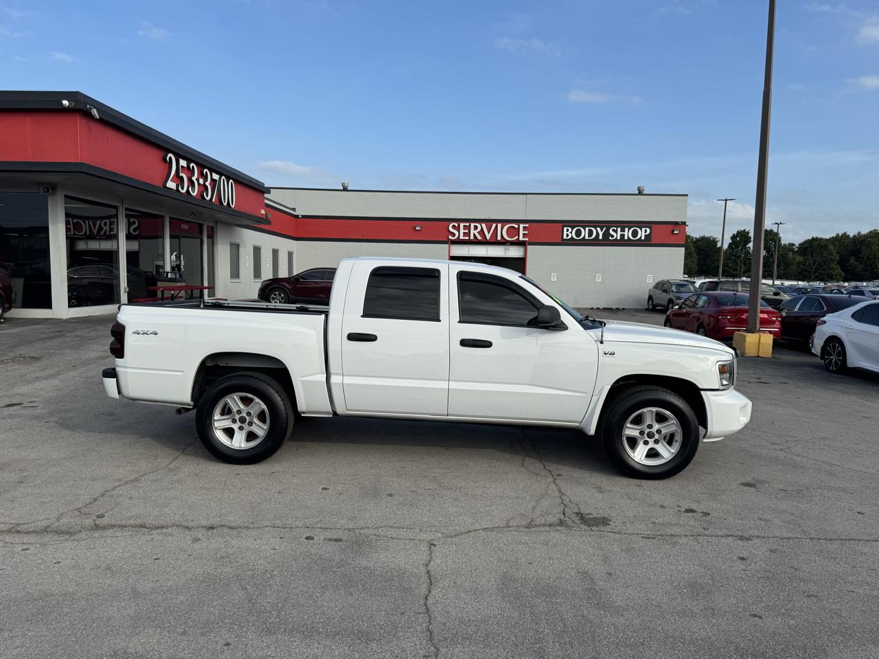 Dodge Dakota 4WD Crew Cab Bighorn/Lonestar 2010