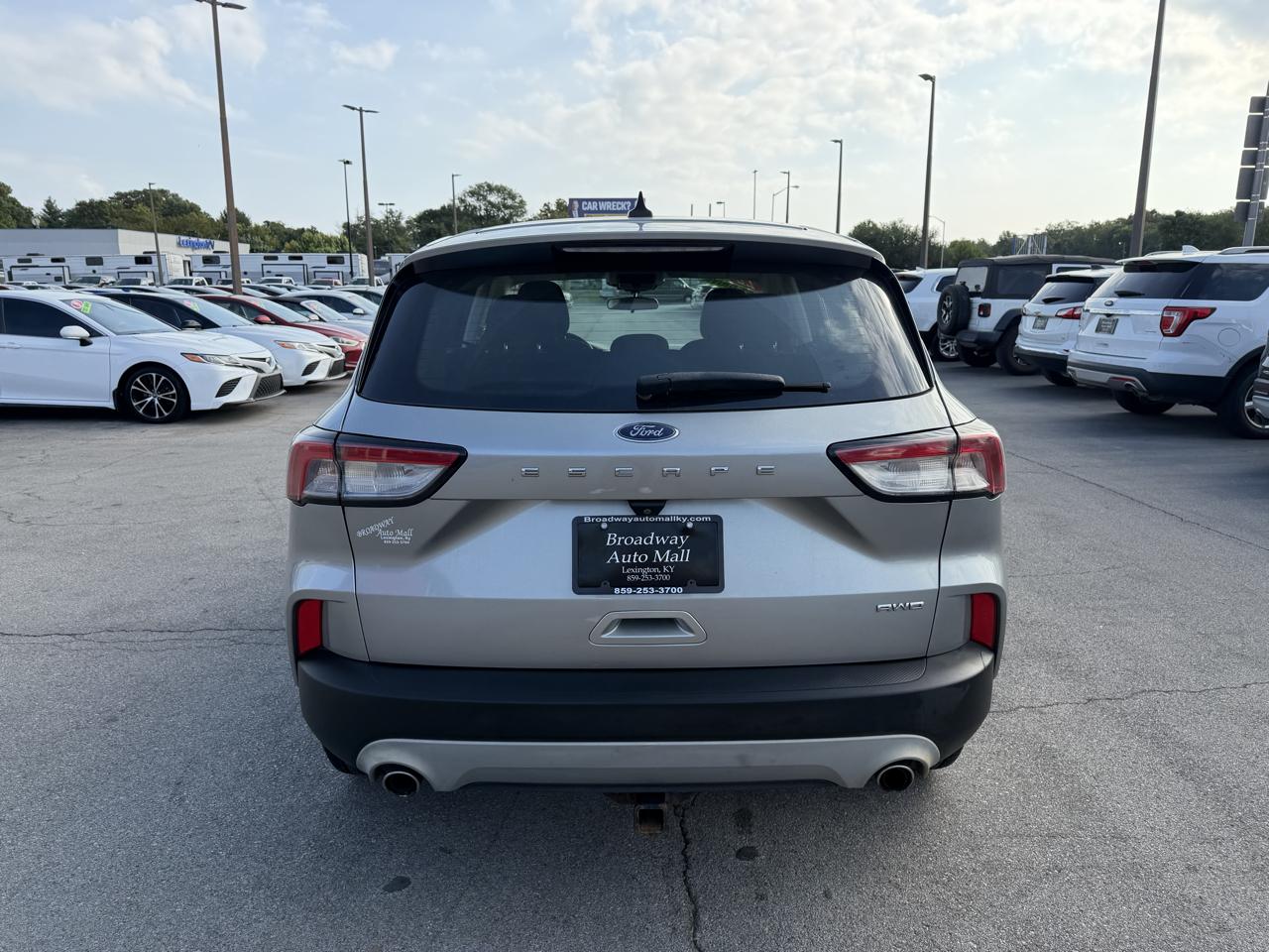 Ford Escape S 2022