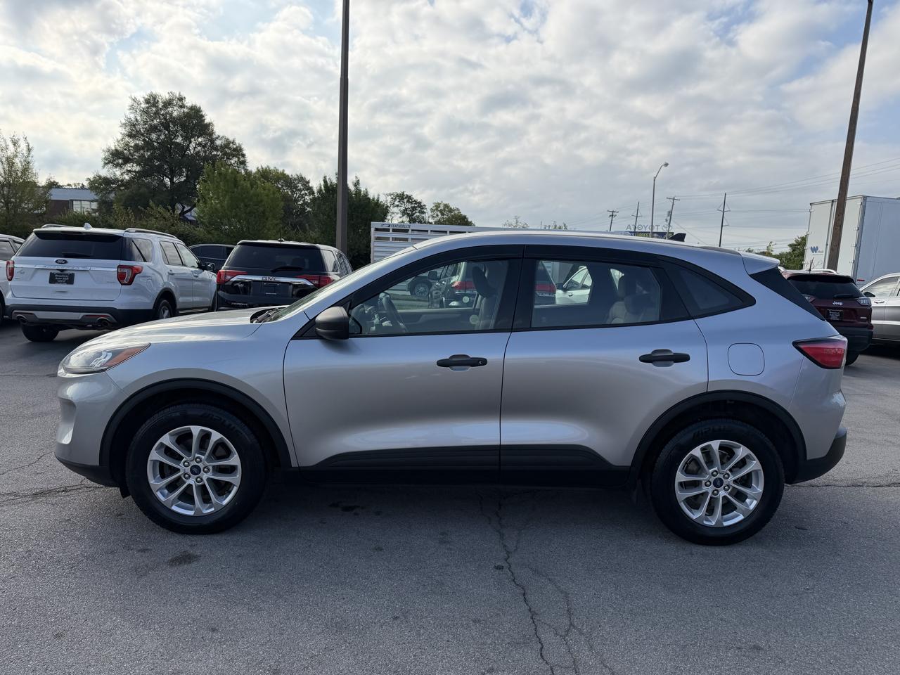 Ford Escape S 2022