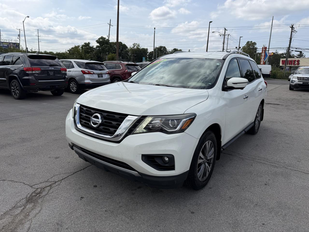 Nissan Pathfinder SL 2017