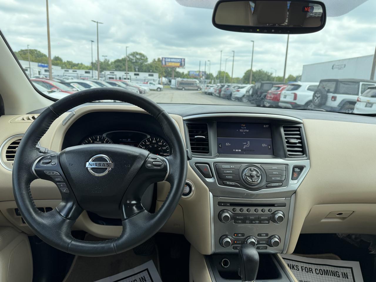 Nissan Pathfinder SL 2017